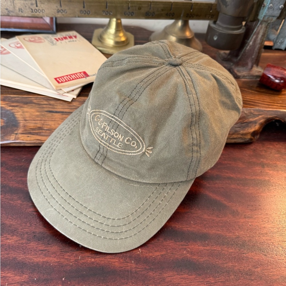 Filson Vintage Tin Cloth Embroidered Low Profile Cap Otter Green L/XL